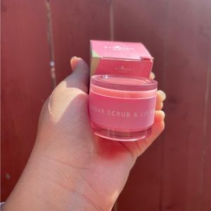 Lip Duo, Scrub & Lip repair